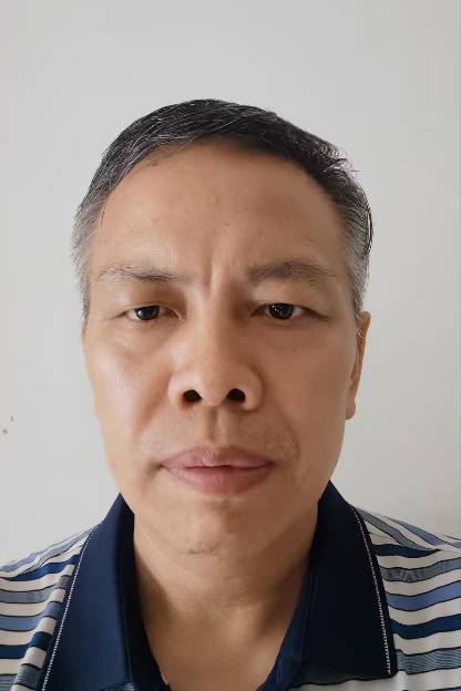 石亮平
