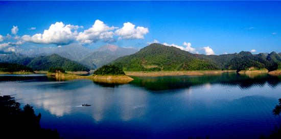 3完成了湖南首個國家公園——《南山國家公園總體規(guī)劃(2018-2025年)》,開創(chuàng)了南方丘陵山地自然保護(hù)新模式_副本.jpg 3完成了湖南首個國家公園——《南山國家公園總體規(guī)劃(2018-2025年)》,開創(chuàng)了南方丘陵山地自然保護(hù)新模式_副本.jpg